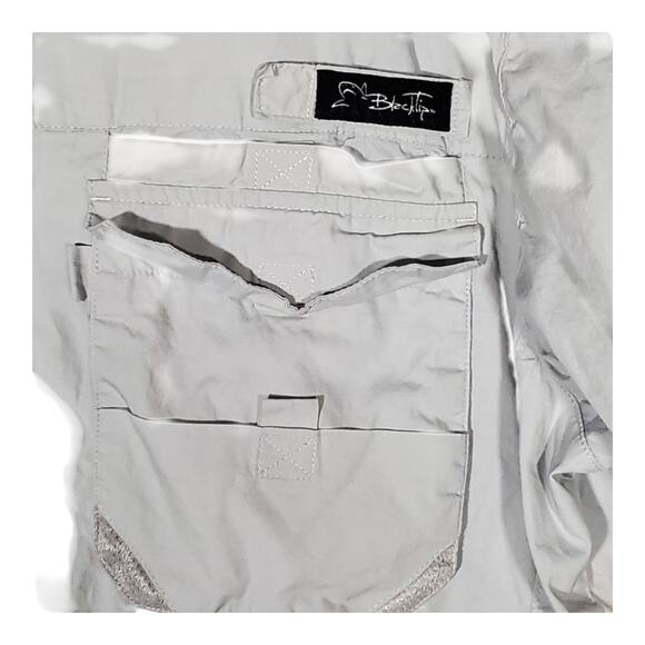Black Tip Big Catch Gray Fishing Shirt Men’s Large Pockets Gear Loops Chest 24” - Picture 2 of 9